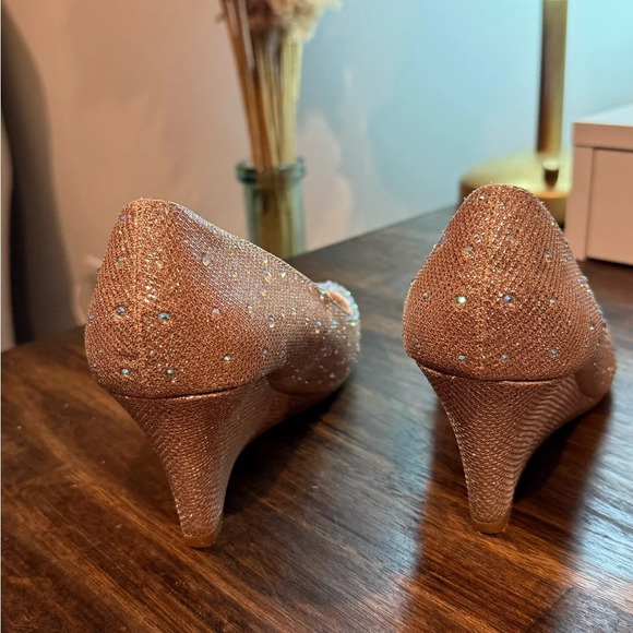 Gold wedge heels - Picture 5 of 7